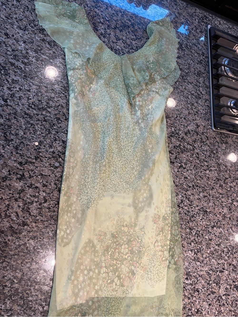 Studio 1940 Pale Mint Green Floral V-Neck Ruffle Dress